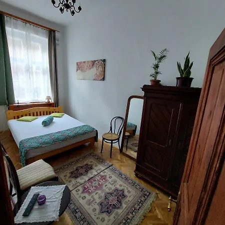 Classical In The Old Pest