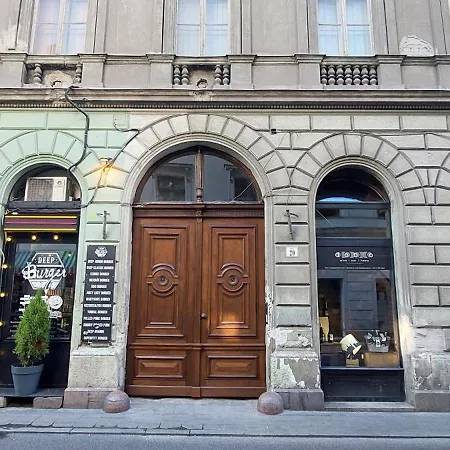 Classical In The Old Pest Budapešť