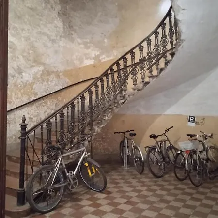 Classical In The Old Pest * بودابست