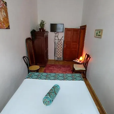 Classical In The Old Pest شقة *