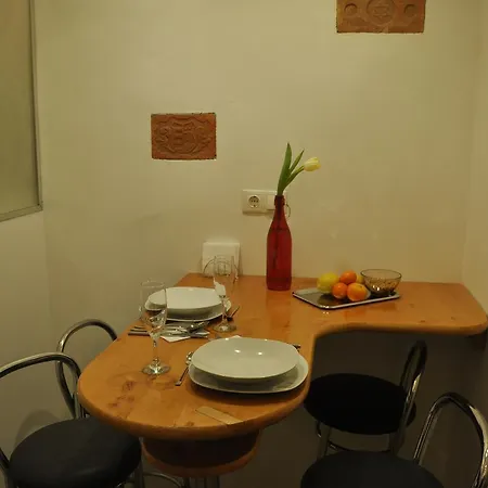 Апартаменты Classical In The Old Pest *